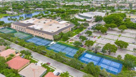 7458 Ashmont Circle Tamarac FL 33321