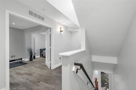 1033 NE 17th Way Fort Lauderdale FL 33304