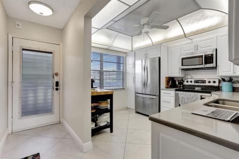 2802 Victoria Way Coconut Creek FL 33066