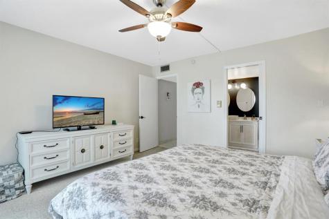 2802 Victoria Way Coconut Creek FL 33066