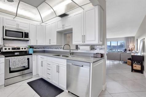 2802 Victoria Way Coconut Creek FL 33066