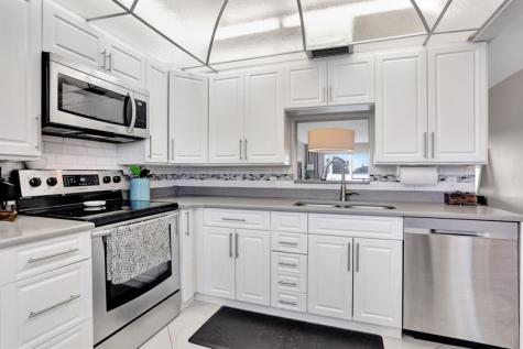 2802 Victoria Way Coconut Creek FL 33066