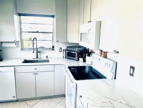 850 Meadowlark Lane Delray Beach FL 33445