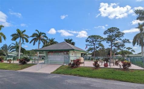 850 Meadowlark Lane Delray Beach FL 33445