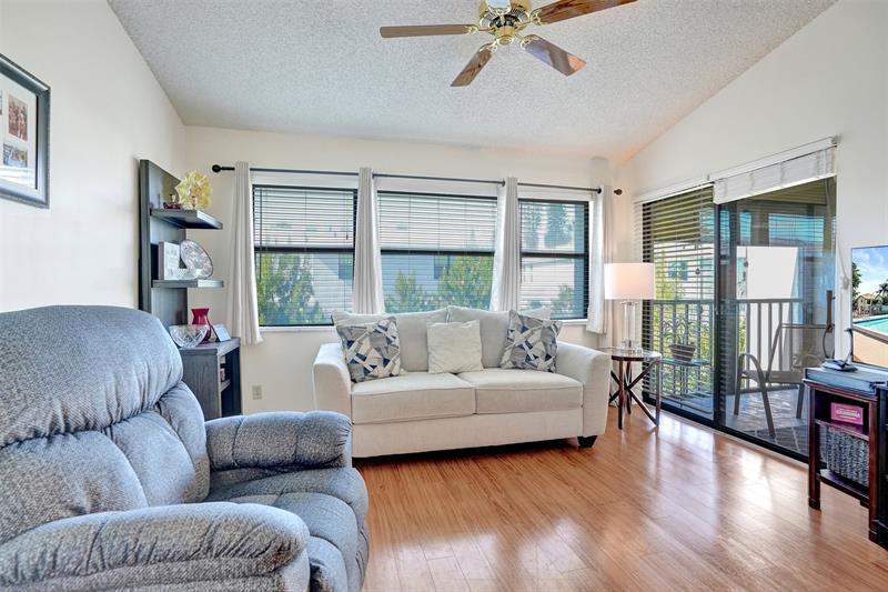 7673 Tahiti Lane Lake Worth FL 33467