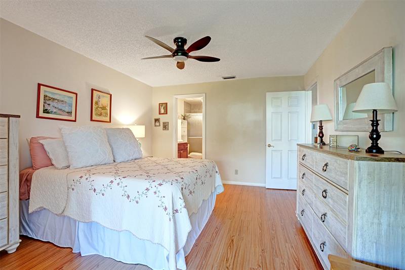 7673 Tahiti Lane Lake Worth FL 33467