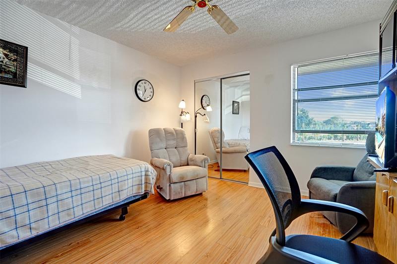 7673 Tahiti Lane Lake Worth FL 33467