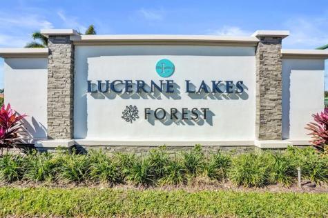 7673 Tahiti Lane Lake Worth FL 33467
