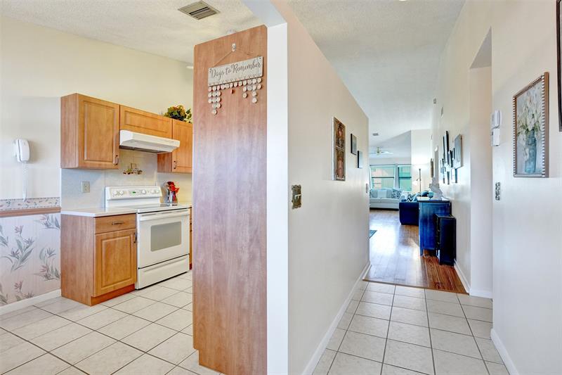 7673 Tahiti Lane Lake Worth FL 33467