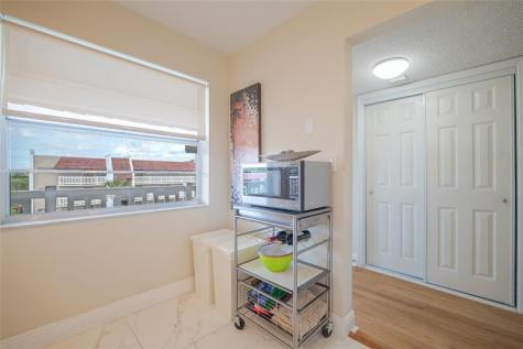 3531 Inverrary Drive Lauderhill FL 33319