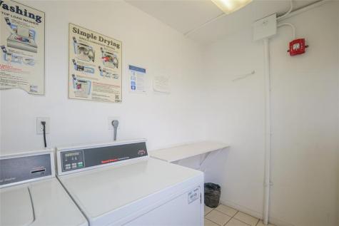 3531 Inverrary Drive Lauderhill FL 33319