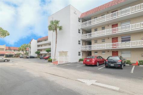 3531 Inverrary Drive Lauderhill FL 33319