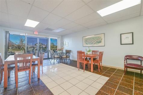 3531 Inverrary Drive Lauderhill FL 33319