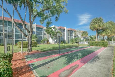 3531 Inverrary Drive Lauderhill FL 33319