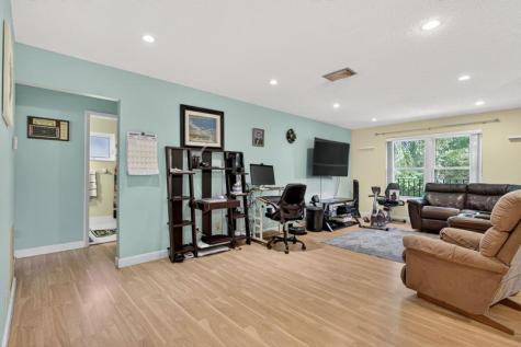 4187 NW 22nd Street Coconut Creek FL 33066