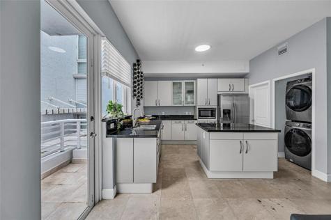 832 N Victoria Park Road Fort Lauderdale FL 33304