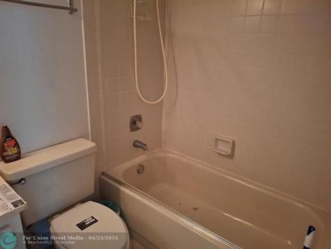 106 Lake Emerald Drive Oakland Park FL 33309