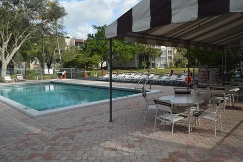 9460 Poinciana Place Davie FL 33324