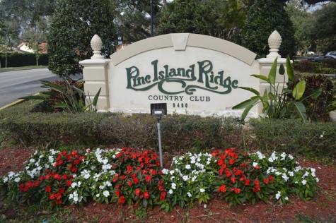 9460 Poinciana Place Davie FL 33324