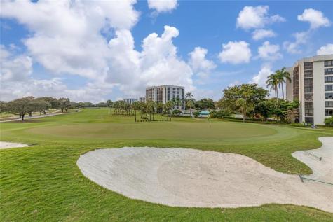 6805 Willow Wood Drive Boca Raton FL 33434