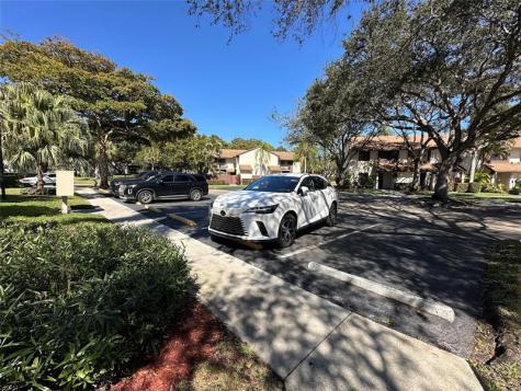 4344 Carambola Circle N Coconut Creek FL 33066
