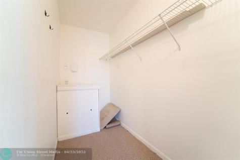 13475 SW 9th Street Hollywood FL 33027