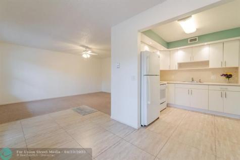 13475 SW 9th Street Hollywood FL 33027