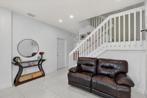 3262 NW 31st Terrace Oakland Park FL 33309