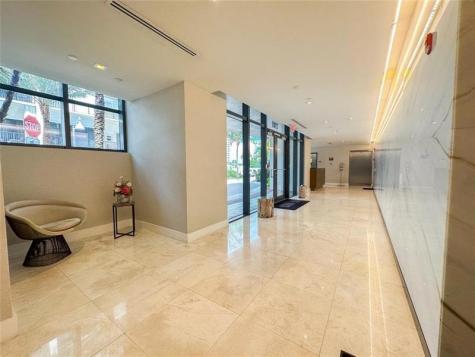 2101 S Surf Road Hollywood FL 33019