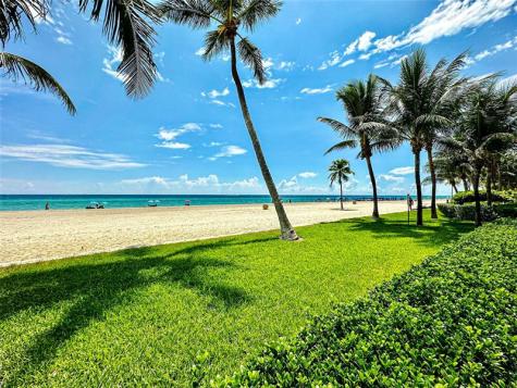 2101 S Surf Road Hollywood FL 33019