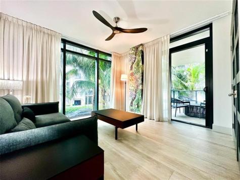 2101 S Surf Road Hollywood FL 33019