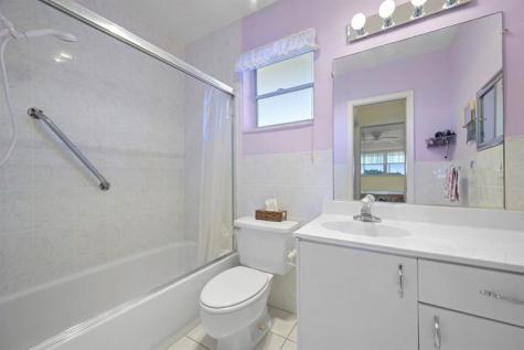2880 NE 203rd Street Aventura FL 33180
