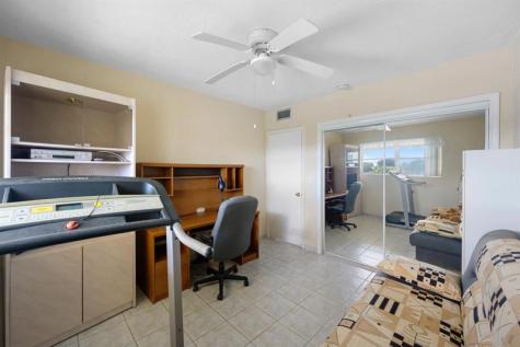 2880 NE 203rd Street Aventura FL 33180