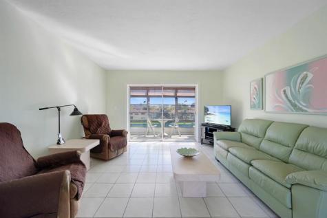 2880 NE 203rd Street Aventura FL 33180