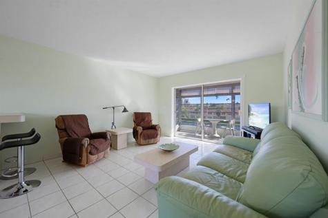 2880 NE 203rd Street Aventura FL 33180
