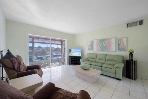 2880 NE 203rd Street Aventura FL 33180