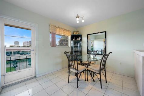 2880 NE 203rd Street Aventura FL 33180