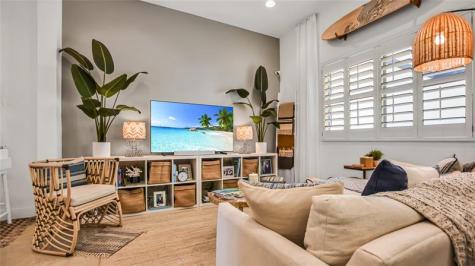816 NE 7th Street Fort Lauderdale FL 33004