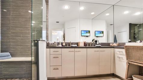 816 NE 7th Street Fort Lauderdale FL 33004