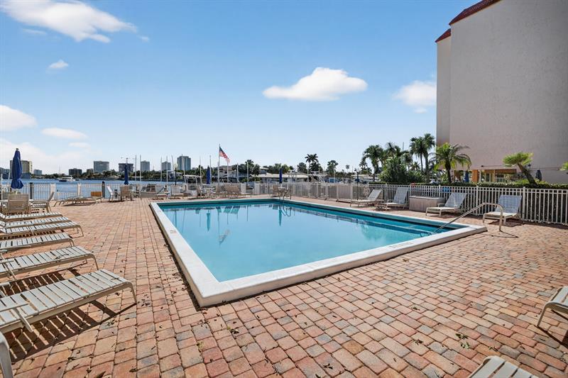 740 S Federal Highway Pompano Beach FL 33062