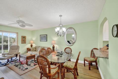 2856 Garden Drive Lake Worth FL 33461