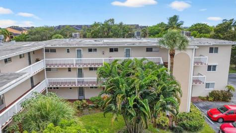 2856 Garden Drive Lake Worth FL 33461
