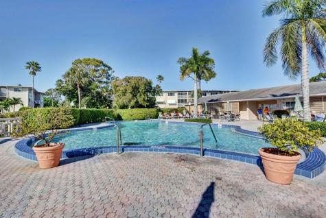2856 Garden Drive Lake Worth FL 33461