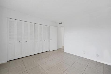 8735 Ramblewood Drive Coral Springs FL 33071