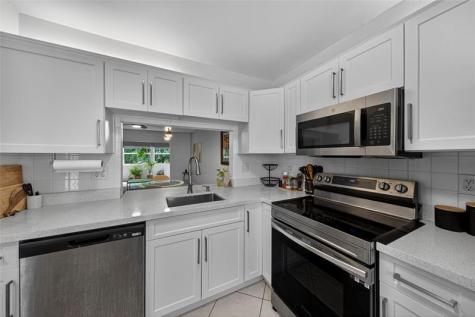 7610 NW 1st Street Margate FL 33063