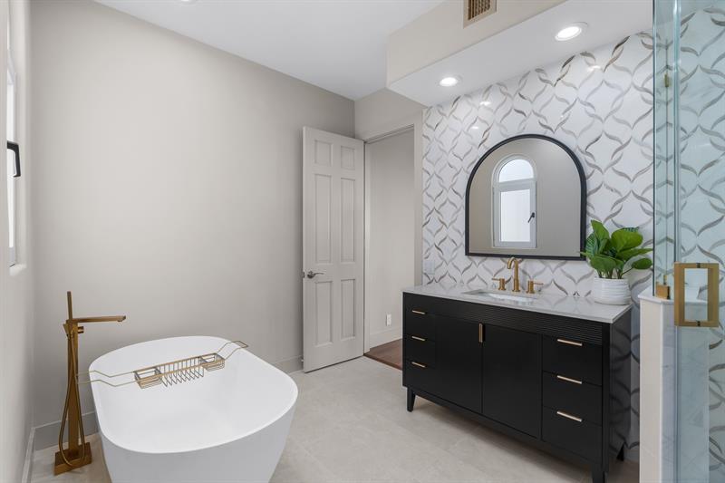 1796 Bay Drive Pompano Beach FL 33062