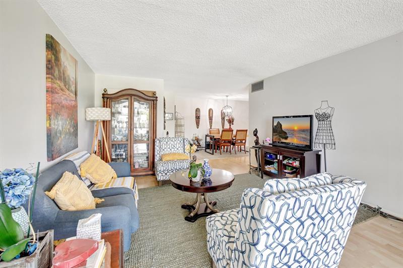 6923 Cypress Road Plantation FL 33317