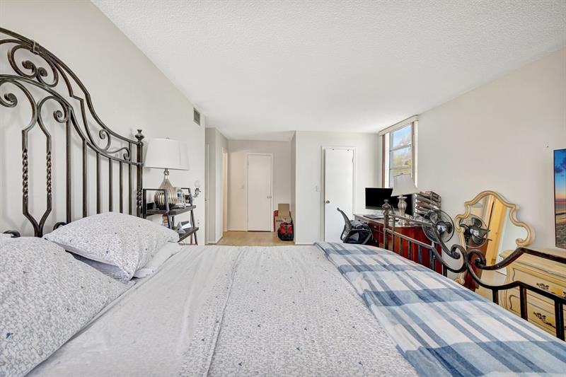 6923 Cypress Road Plantation FL 33317