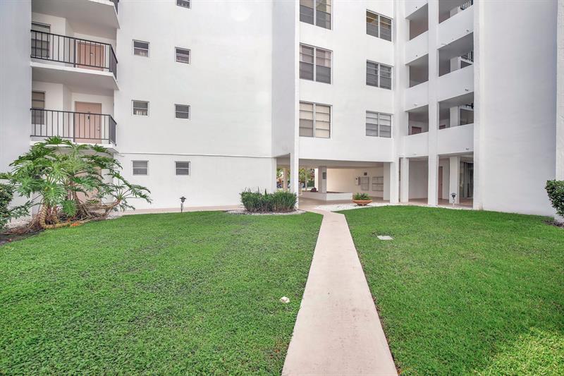 6923 Cypress Road Plantation FL 33317