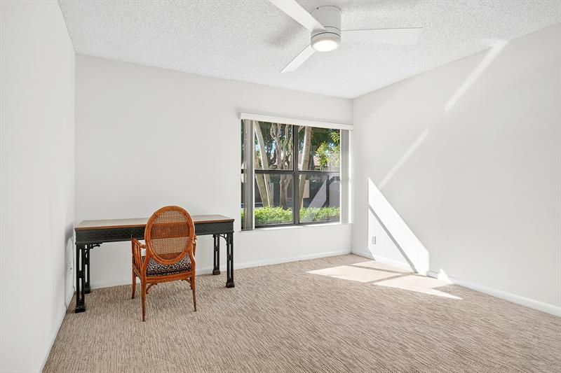 5021 Oak Hill Lane Delray Beach FL 33484